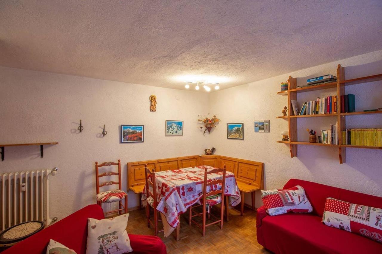 דירות Joivy Flat For 6, In The Historic Town Pré-Saint-Didier מראה חיצוני תמונה