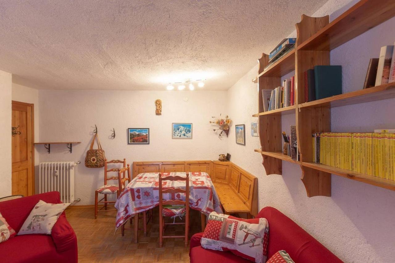דירות Joivy Flat For 6, In The Historic Town Pré-Saint-Didier מראה חיצוני תמונה